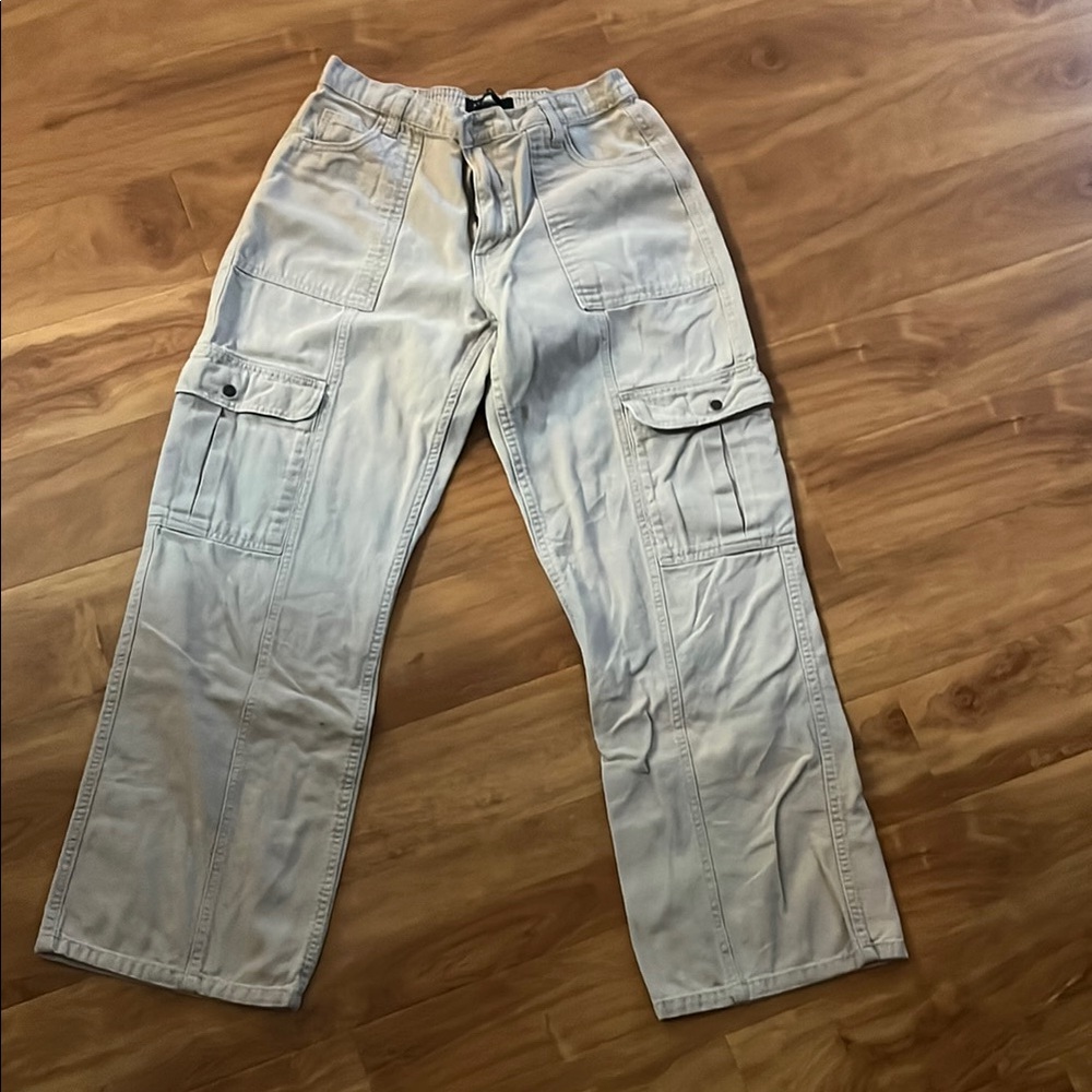 Aeropostale Women's Beige Cargo Jeans